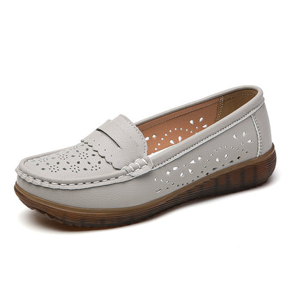 Chaussures à semelle souple et découpe respirante