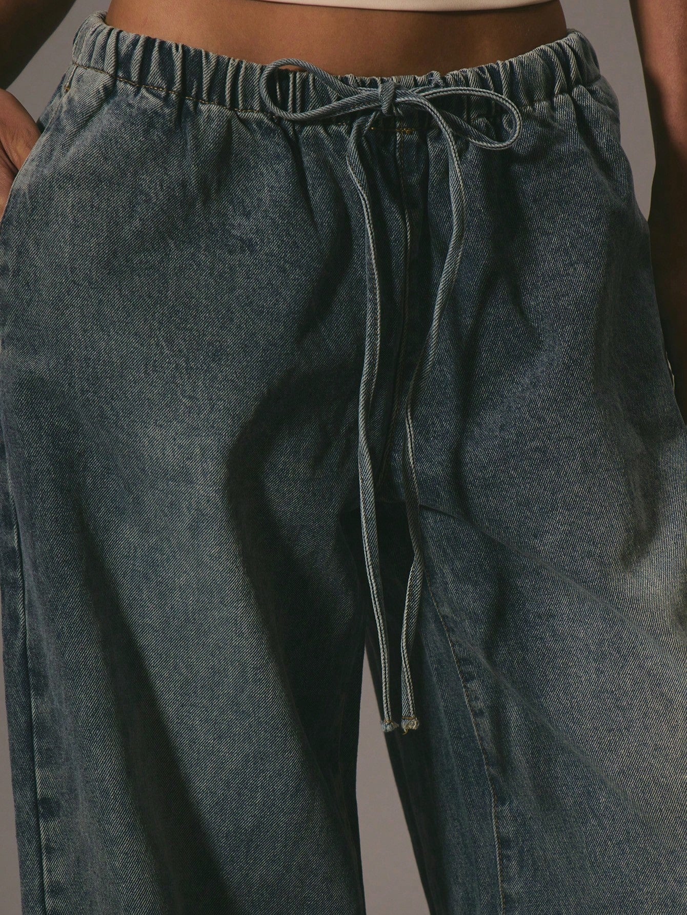 Pantalon en denim à cordon