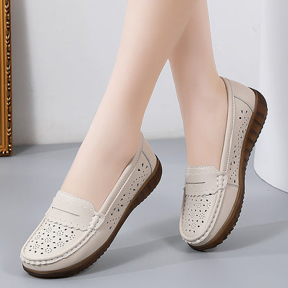 Chaussures à semelle souple et découpe respirante