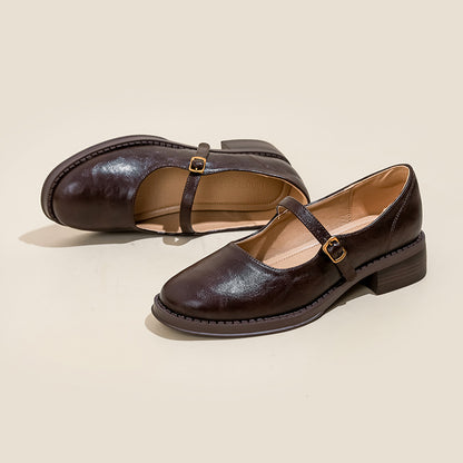 Chaussures en cuir noir à semelles épaisses et talons hauts