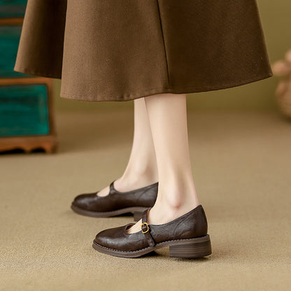 Chaussures en cuir noir à semelles épaisses et talons hauts