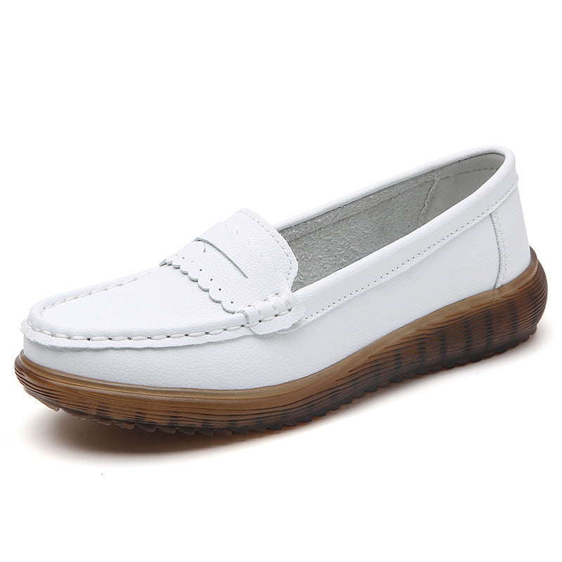 Chaussures à semelle souple et découpe respirante