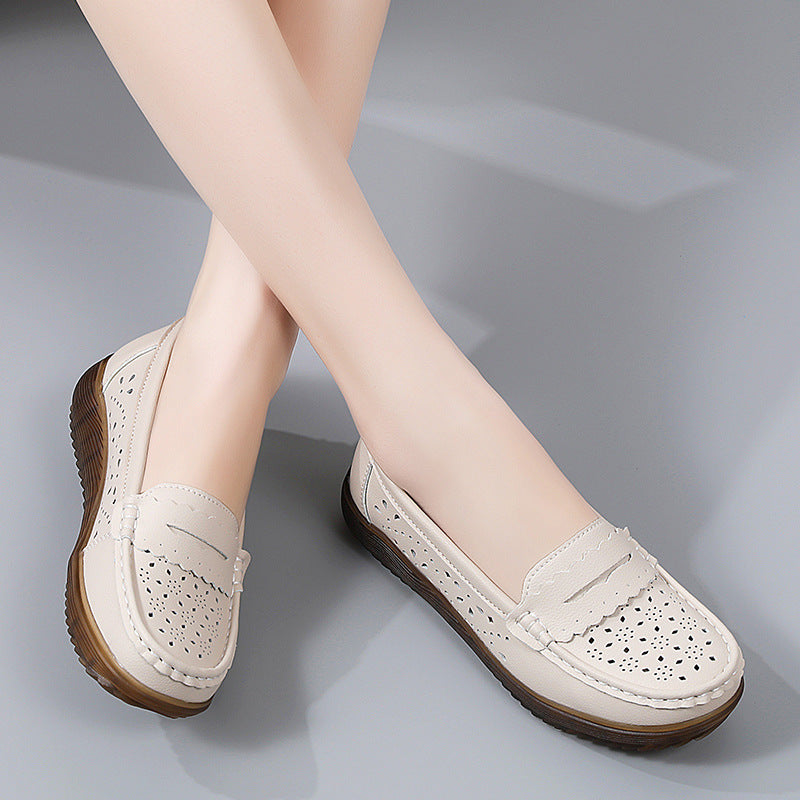 Chaussures à semelle souple et découpe respirante